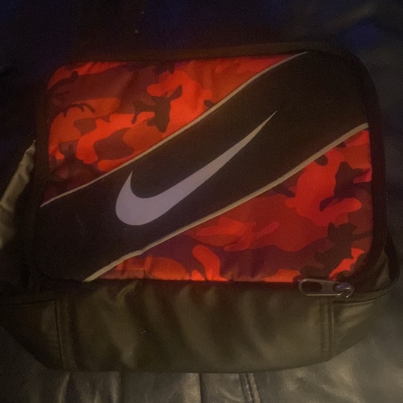 Nike lunchbox - Picture 4 of 4